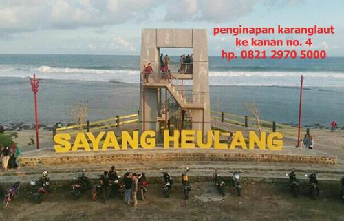 Penginapan Karanglaut Sayangheulang in Garut, Indonesia