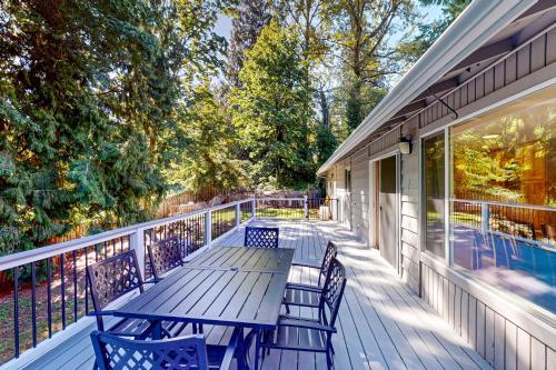 The Renton Rest House — 4-Star Luxury Hotel in Renton, United States