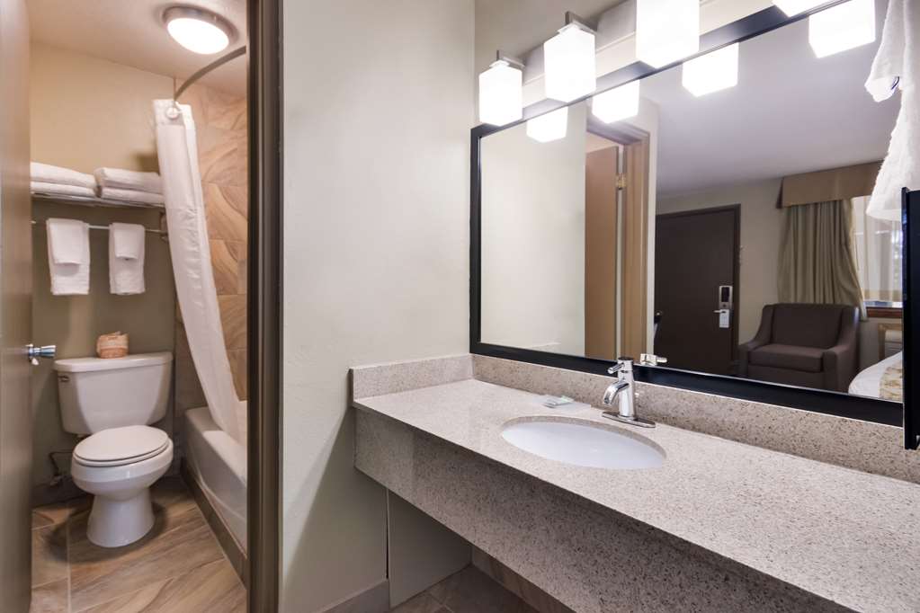 Best Western Weston Inn - photo 20