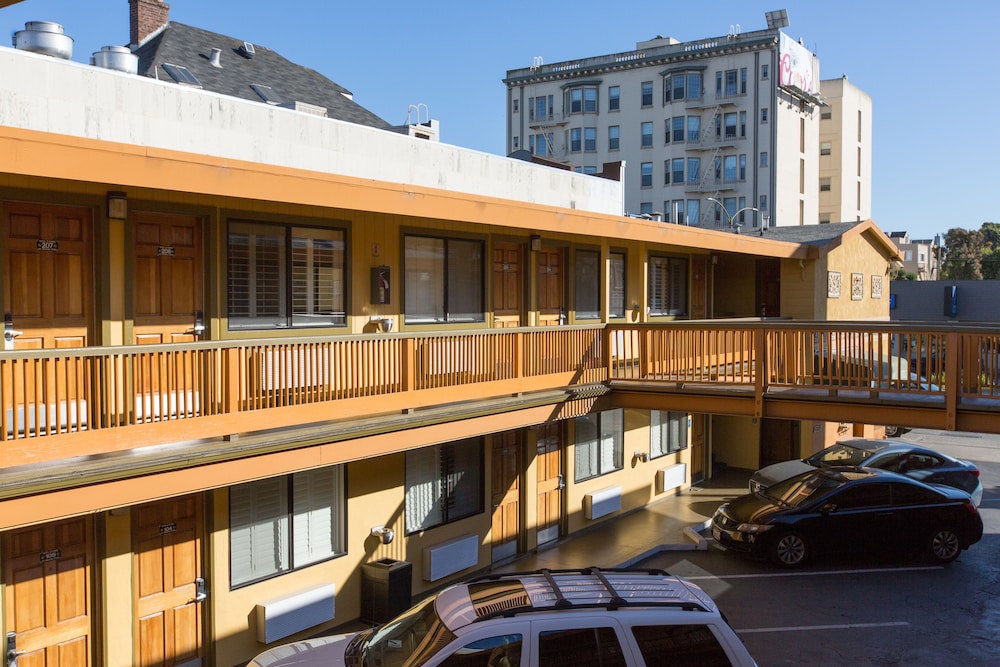 Geary Parkway Motel - photo 41