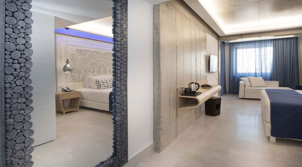 Cretan Blue Beach Hotel — Limin Khersonisou — photo 5