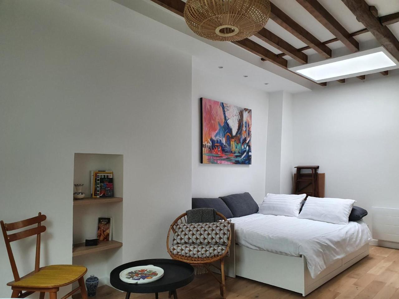 Chambre D'hotes Confort Et Charme Paris 9eme — 4-Star Luxury Hotel in Paris, France