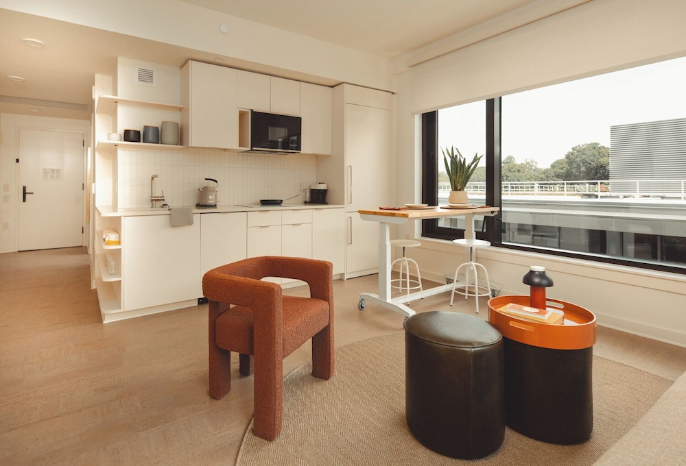 Scout Living powered by Placemakr Midtown - photo 42