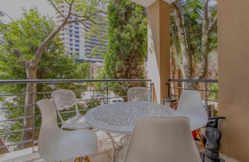 2Bed In Sandton City — 4-Star Luxury Hotel in Johannesburg, South Africa