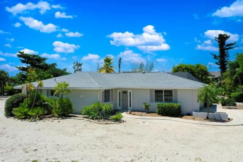 Island Sanctuary in Sanibel, United States