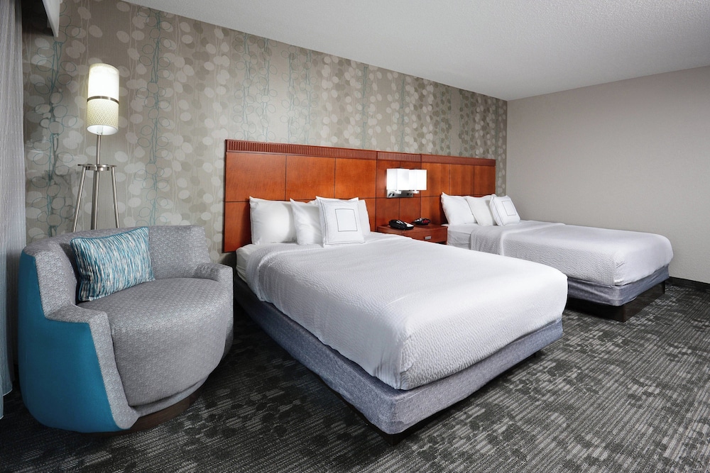 Courtyard by Marriott Danville - photo 9