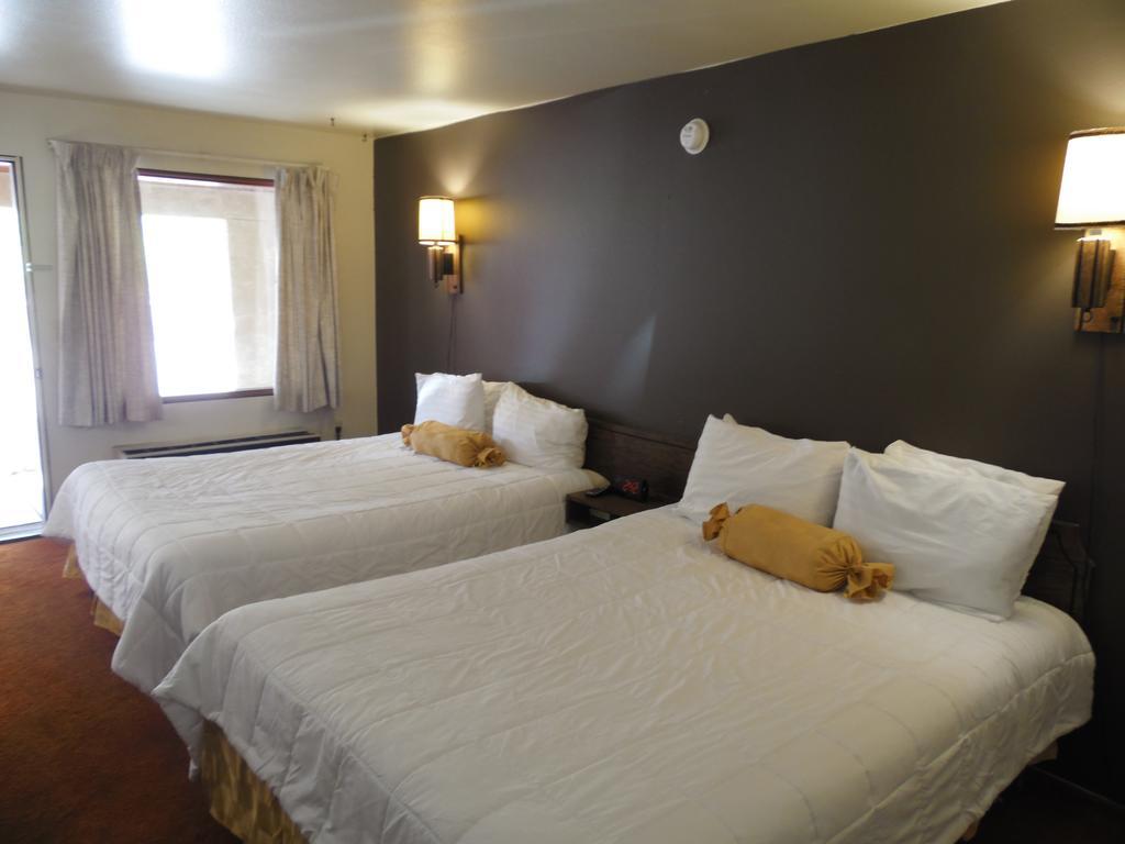Hudson Inn Milford - photo 10