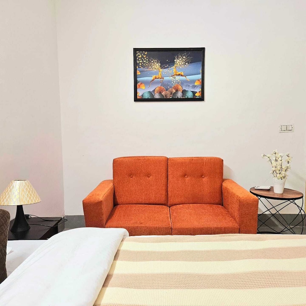 Lux Studio Epic Stay — Gurgaon — photo 2