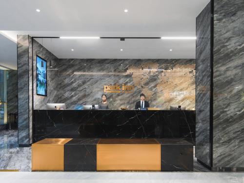 Happy Beautiful Century Hotel — hotel in Hanzhong