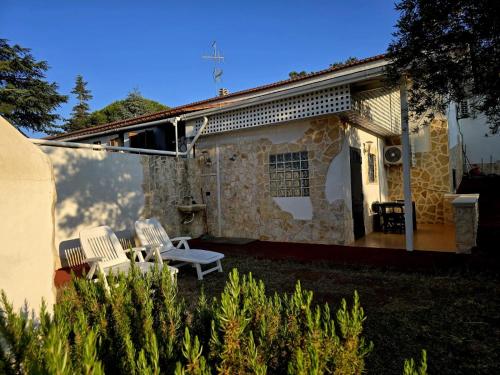 Mercadante Luxury Holiday House — 4-Star Luxury Hotel in Cassano Delle Murge, Italy