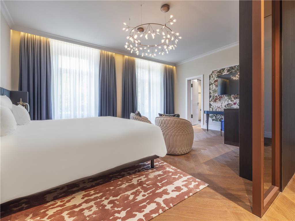 ICONS EHBB rooms Junior Suite Park View