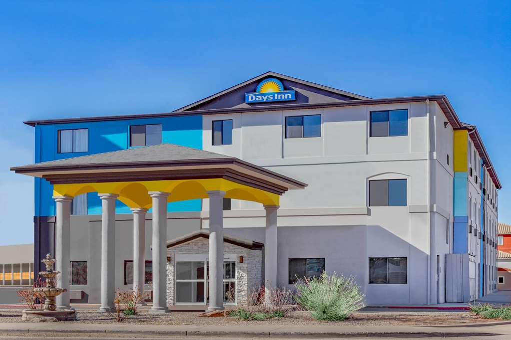 Days Inn by Wyndham Bernalillo - featured photo