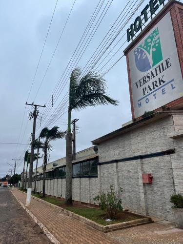 Versatile Park Hotel — Ponta Pora