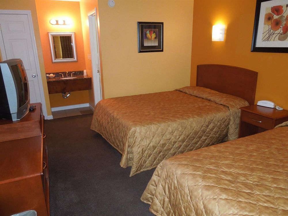 Lakeland Inn - photo 13
