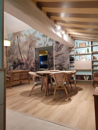 Le Patio - carbon neutral hotel in Montbazin