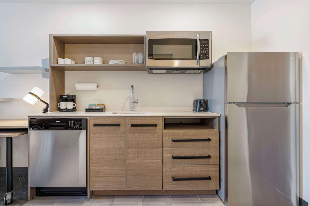 Home2 Suites by Hilton Colorado Springs Airport - photo 19