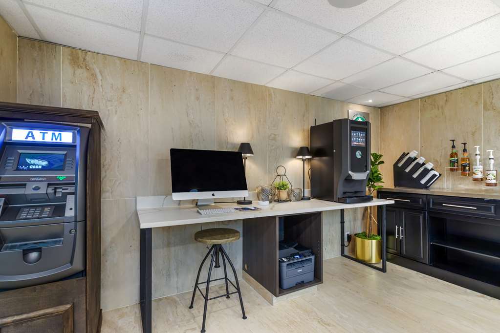 Best Western Corpus Christi Airport Hotel - photo 39