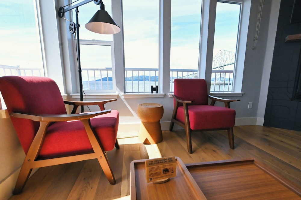 Cannery Pier Hotel & Spa - photo 30