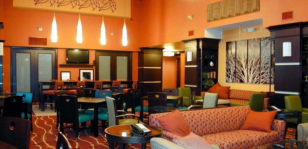Hampton Inn & Suites Denver Highlands Ranch - photo 10