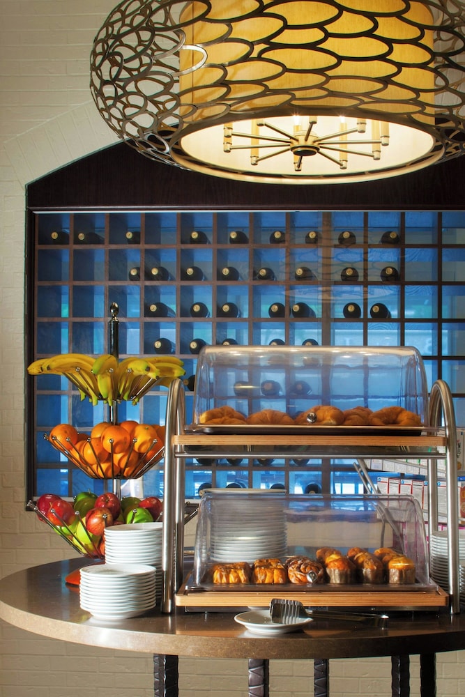 Houston Marriott Sugar Land - photo 41