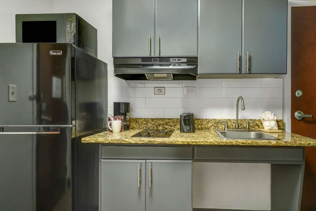 Studio 6 Duluth GA Near Gas South District - photo 15
