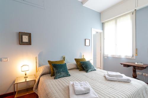 Lux Contemporary Flat Porta Romana — 4-Star Luxury Hotel in Milan, Italy