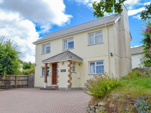 Poppy Cottage — 4-Star Luxury Hotel in Newquay, United Kingdom
