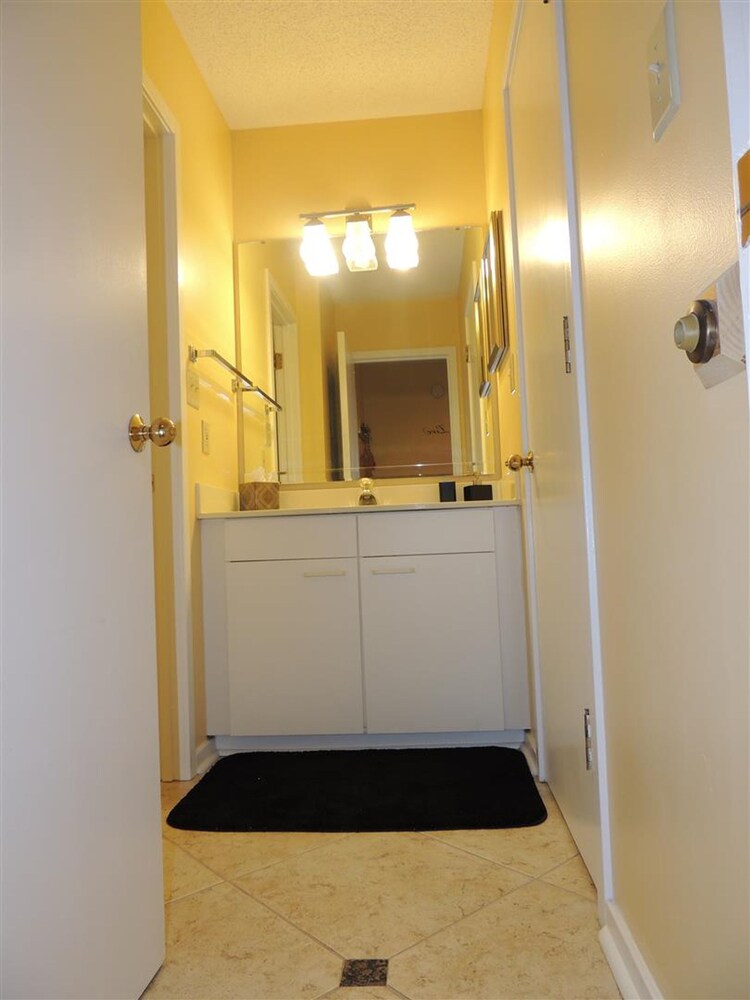 Kingston Residences Resort 1 and 2 Bedroom Villas - photo 24