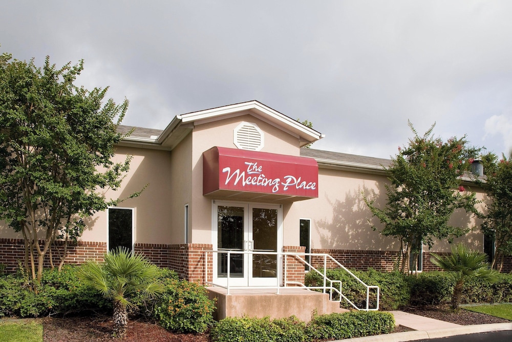 Fairfield Inn & Suites by Marriott San Antonio Market Square - photo 44