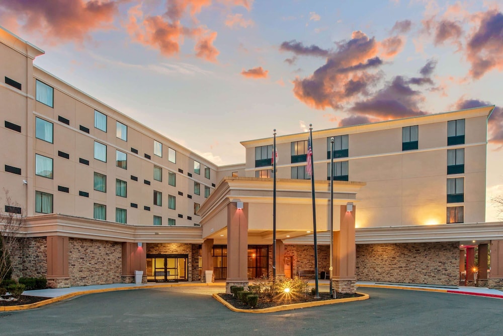 DoubleTree by Hilton Salisbury - photo 44