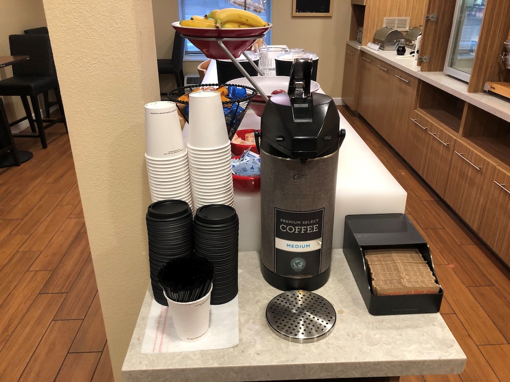 TownePlace Suites by Marriott Chicago Lombard - photo 29