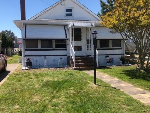 Pet Friendly Bay Side Home In Ship Bottom 13782 22015893 — Ship Bottom