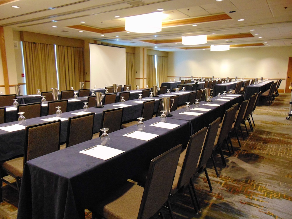 Embassy Suites by Hilton Lexington Green - photo 69