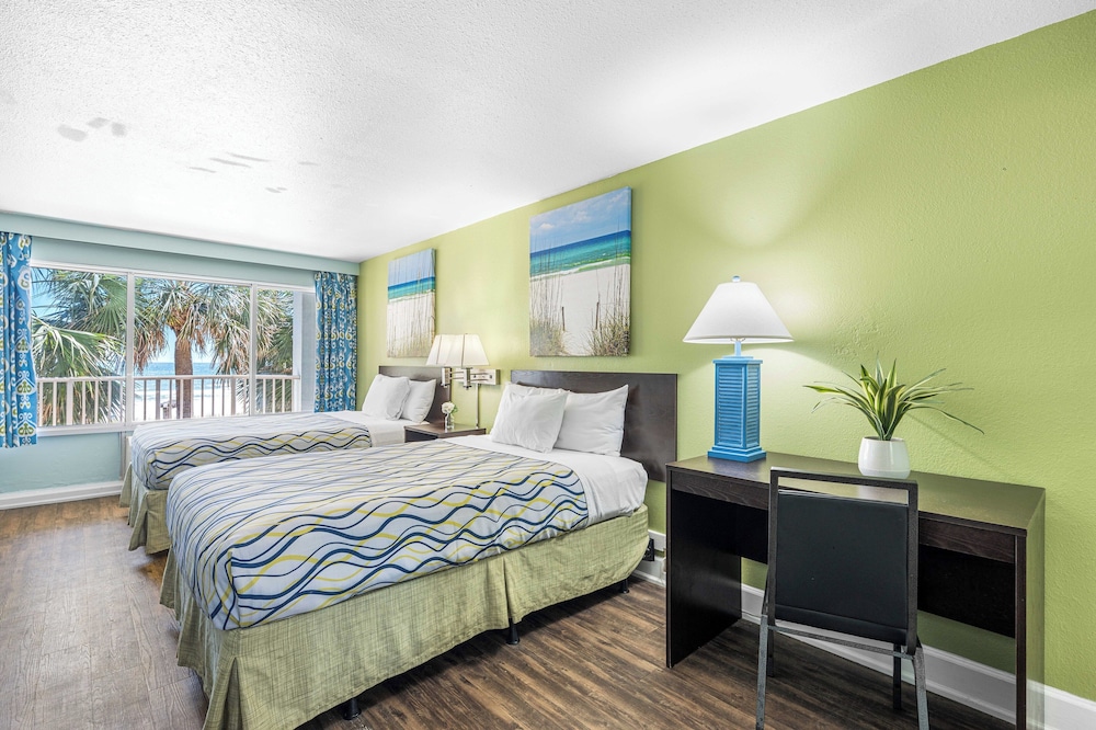 Boardwalk Beach Hotel - photo 38