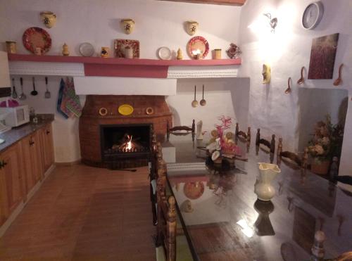 Casa Cueva La Fuente 17980999 — Fontanar