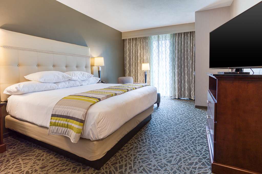 Drury Inn & Suites Cincinnati Northeast Mason - photo 10