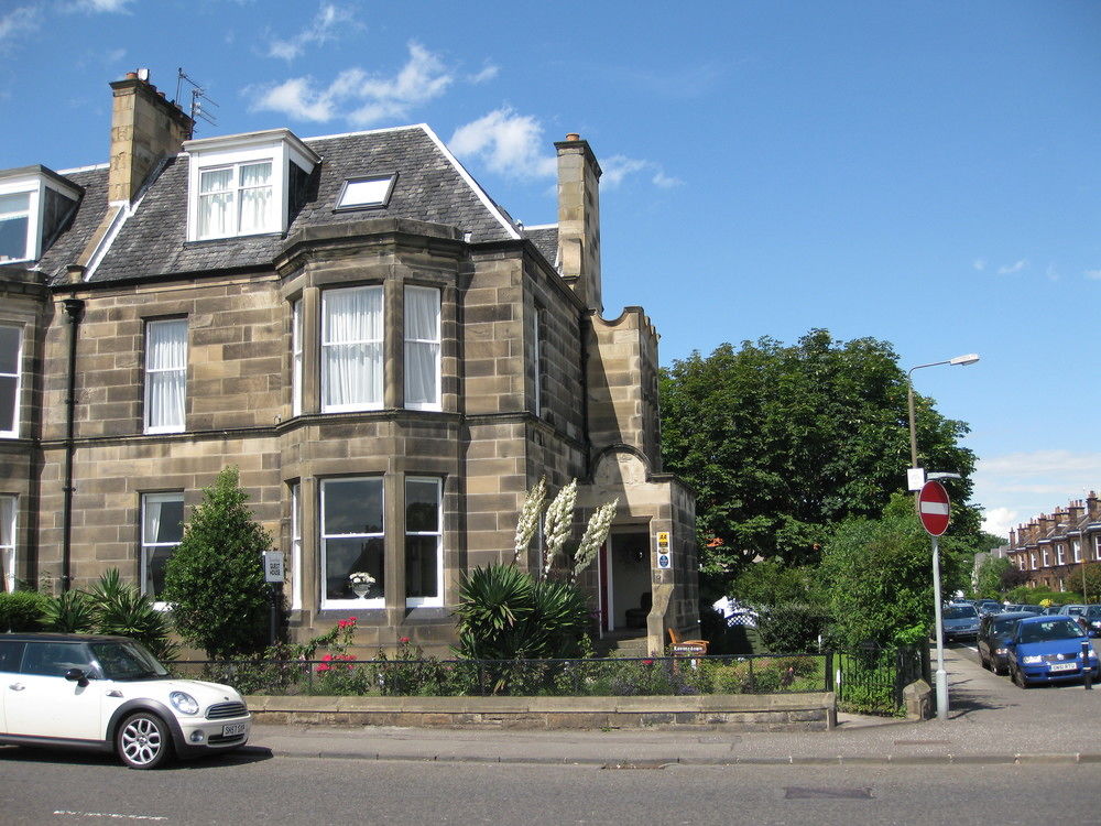 Ravensdown Guest House — 4-Star Luxury Hotel in Edinburgh, United Kingdom