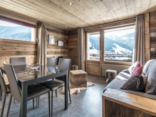 Appartement cosy 4 pied de pistes avec WIFI FR 1 304 149 — 4-Star Luxury Hotel in La Clusaz, France