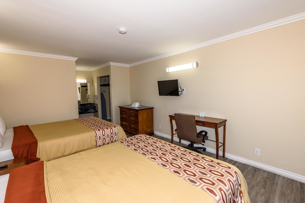Sea Rock Inn Los Angeles - photo 7