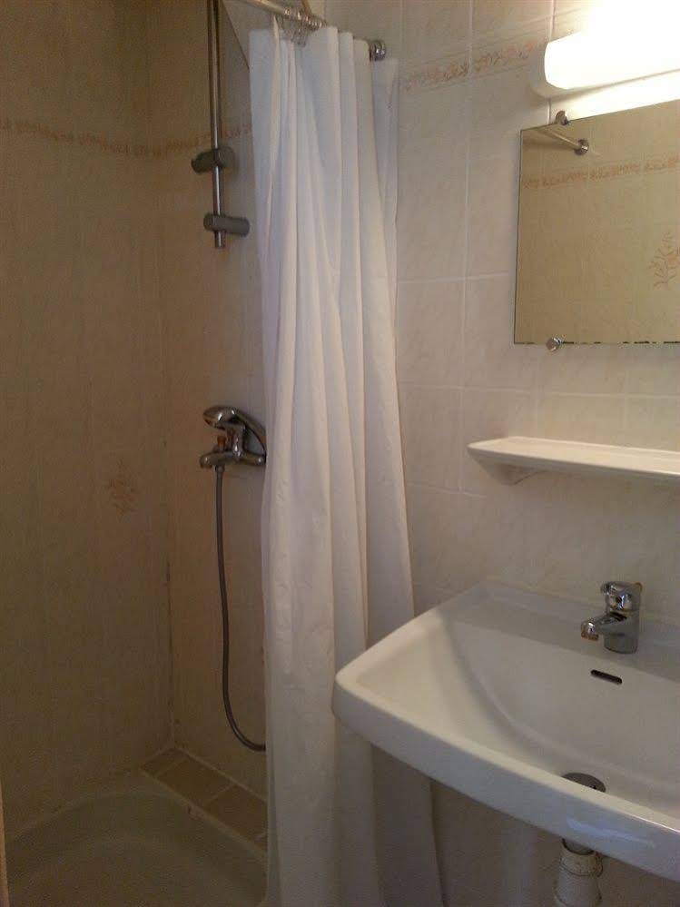 Adonis Lourdes Hôtel du Dauphiné in Lourdes, France