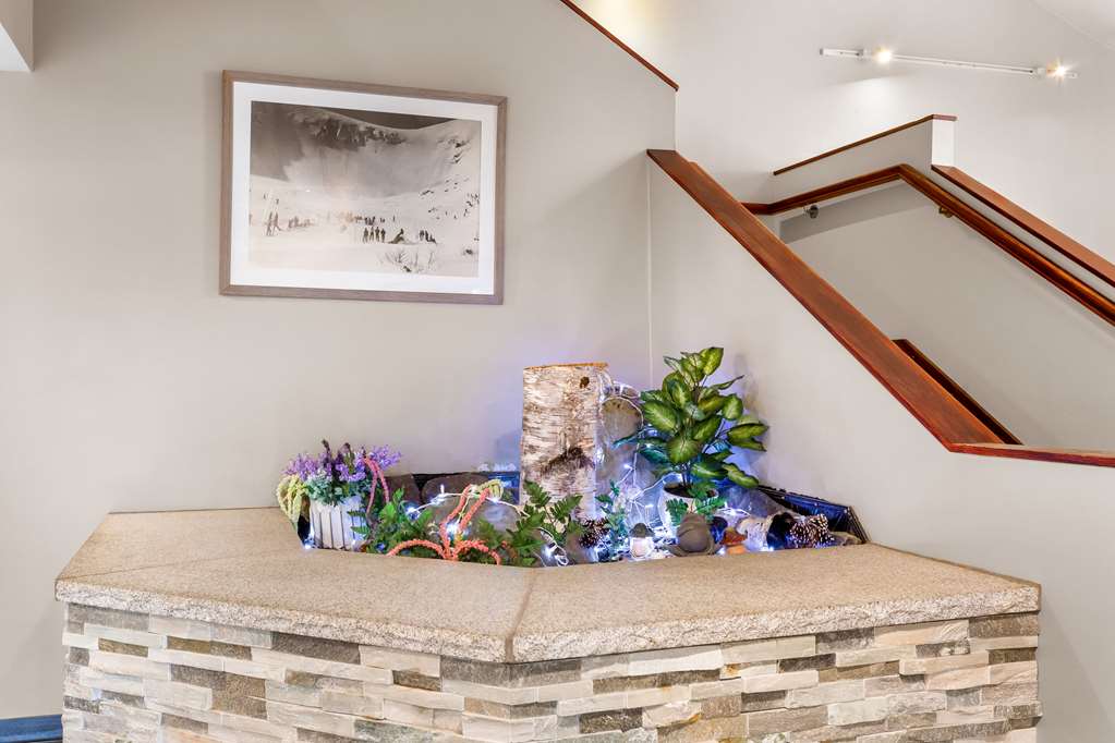 Rodeway Inn Gorham Riverside - photo 13