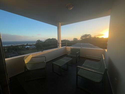La kaz du voyageur Appartement 96m2 vue mer & montagnes Saint Pierre — 4-Star Luxury Hotel in Saint-Pierre, Réunion