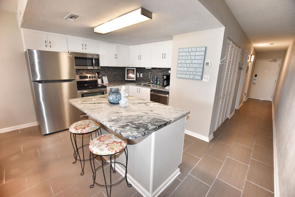 0704 Waters Edge Resort 1 Bedroom Condo by RedAwning - photo 7