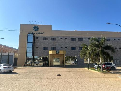 Felipe Hotel in Serra Talhada, Brasil