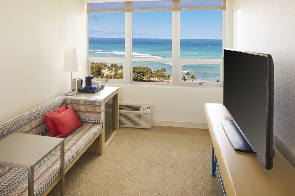 Queen Kapiolani Hotel - photo 22