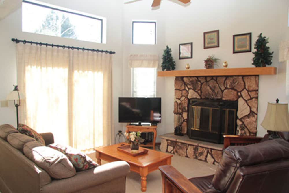 Quality Hill Resort - photo 30