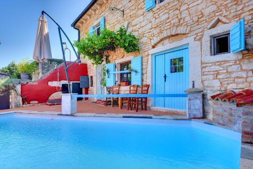Villa Donatella — 4-Star Luxury Hotel in None, Croatia