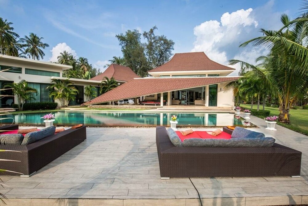 Sand Resort — 4-Star Luxury Hotel in Laem Ngop, Thailand