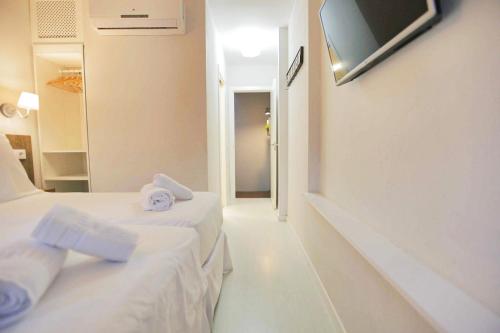 Casa con Terraza San Fernando — 4-Star Luxury Hotel in Cordoba, Spain