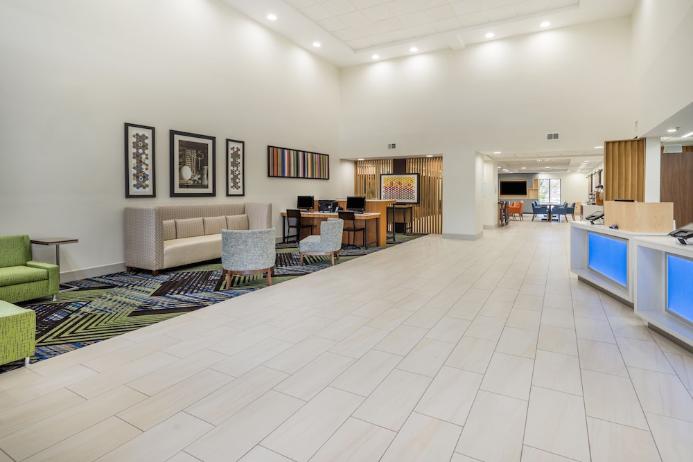 Holiday Inn Express Hotel & Suites Louisville East by IHG - photo 39